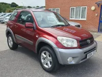 Used Toyota RAV4 147 HP (108 kW) 2004 Red SUV