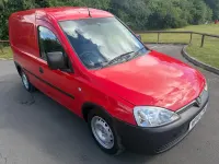 Used Vauxhall Combo 75 HP (55 kW) 2010 Red MPV