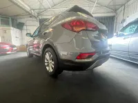 Używany Hyundai Santa Fe Premium 197 KM (144 kW) 2017 Srebrny SUV