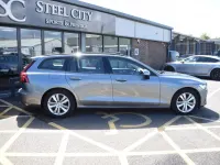 Usado Volvo V60 Momentum 2018 Gris Familiar