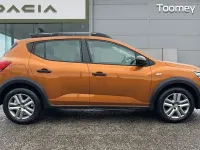 Used Dacia Sandero Essentiel 91 HP (66 kW) 2022 Orange Hatchback