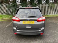 Used Ford Grand C-Max Zetec 115 HP (84 kW) 2015 Grey MPV