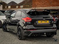 Used Ford Focus RS 350 HP (257 kW) 2017 Black Hatchback