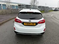 Używany Ford Fiesta Active 100 KM (73 kW) 2019 Biały Hatchback