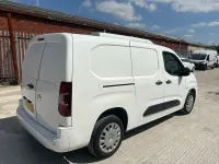 Used Vauxhall Combo Sportive 100 HP (73 kW) 2020 White MPV