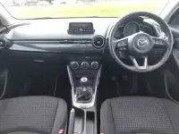 Begagnad Mazda 2 75 HK (55 kW) 2019 Grå Halvkombi