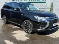 Used Mitsubishi Outlander P-HEV 203 HP (149 kW) 2016 Black SUV