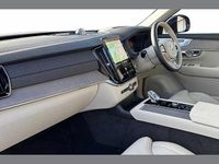 Usado Volvo XC90 Ultra 250 HP (183 kW) 2025 Branco SUV