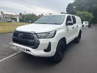Used Toyota HiLux Active 150 HP (110 kW) 2022 White Pickup