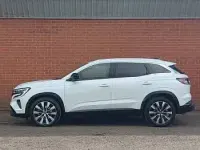 Used Renault Austral Techno 200 HP (147 kW) 2025 White SUV