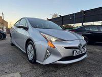 Used Toyota Prius Active 122 HP (89 kW) 2016 Silver Hatchback