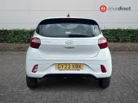 Used Hyundai i10 SE 67 HP (49 kW) 2023 White Hatchback
