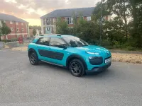 Used Citroën C4 Cactus Feel 82 HP (60 kW) 2015 Blue Hatchback