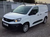 Second-hand Peugeot Partner 131 CP (96 kW) 2022 Alb Monovolum