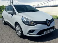 Used Renault Clio Dynamique 90 HP (66 kW) 2017 White Hatchback