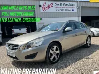 Used Volvo V60 SE 180 HP (132 kW) 2012 Gold Estate