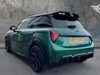 Używany Mini Cooper Hatch 113 kW (154 KM) 2026 Zielony Hatchback