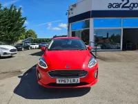 Used Ford Fiesta Zetec 85 HP (62 kW) 2017 Red Hatchback
