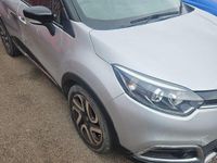 Used Renault Captur Signature 90 HP (66 kW) 2017 Silver SUV