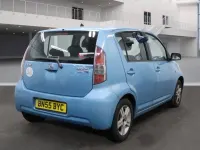 Used Daihatsu Sirion 85 HP (62 kW) 2005 Blue Hatchback