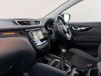 Used Nissan Qashqai N-Connecta 140 HP (102 kW) 2020 Black SUV