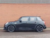 Usado Mini Cooper S Sport 192 HP (141 kW) 2019 Preto Citadino