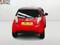 Used Chevrolet Spark 70 HP (51 kW) 2011 Red Hatchback
