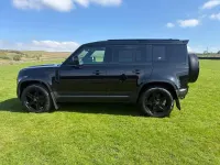 Used Land Rover Defender SE 250 HP (183 kW) 2022 Black SUV