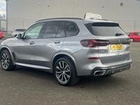 Używany BMW X5 M Sport 482 KM (354 kW) 2024 Szary SUV