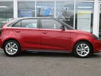 Usado MG MG3 106 HP (77 kW) 2018 Vermelho Citadino
