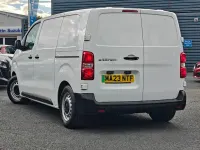 Used Peugeot e-Expert 98 kW (134 HP) 2023 White Van
