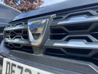 Begagnad Dacia Jogger Extreme 110 HK (80 kW) 2023 Grå Minibuss