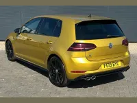 Used VW Golf VII R 296 HP (217 kW) 2019 Yellow Hatchback