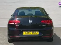 Usado VW Passat Business 150 HP (110 kW) 2017 Preto Sedan