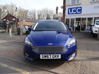 Used Ford Focus Zetec 125 HP (91 kW) 2018 Blue Hatchback