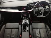 Begagnad Audi A3 S-Line 150 HK (110 kW) 2020 Röd Sedan