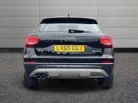 Begagnad Audi Q2 Design 2020 Svart SUV