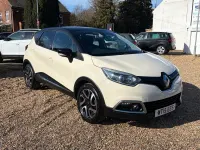 Usado Renault Captur Dynamique 110 HP (80 kW) 2015 Bege SUV