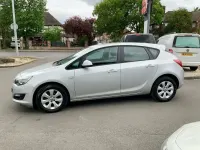 Used Vauxhall Astra Design Edition 2014 Silver Hatchback