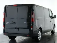 New Renault Trafic 2025 Black MPV