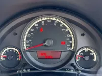 Begagnad VW up! 2016 Röd Halvkombi