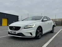 Used Volvo V40 R-Design 190 HP (139 kW) 2017 White Hatchback