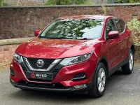 Used Nissan Qashqai Acenta Premium 115 HP (84 kW) 2018 Red SUV