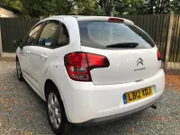 Used Citroën C3 75 HP (55 kW) 2012 White Hatchback