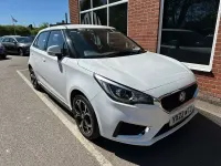 Used MG MG3 Exclusive 106 HP (77 kW) 2022 White Hatchback
