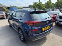 Used Hyundai Tucson Premium 115 HP (84 kW) 2019 Blue SUV