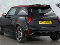 Used Mini Cooper Hatch 154 HP (113 kW) 2024 Black Hatchback