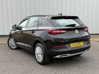 Used Vauxhall Grandland X Business Edition 130 HP (95 kW) 2019 Black SUV