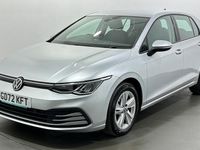 Begagnad VW Golf VIII Life 116 HK (85 kW) 2023 Silver Halvkombi