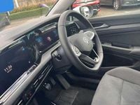 Second-hand VW Golf VIII 130 CP (95 kW) 2023